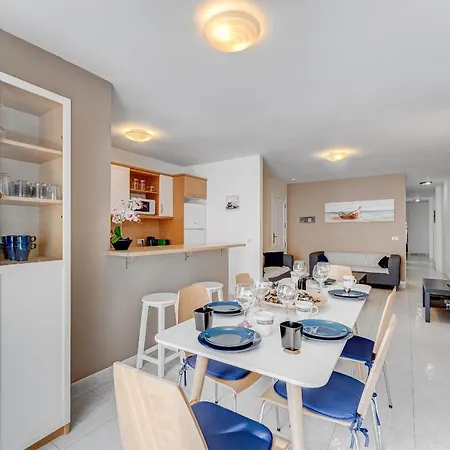 Apartment 100m To A Spacious Apartm *