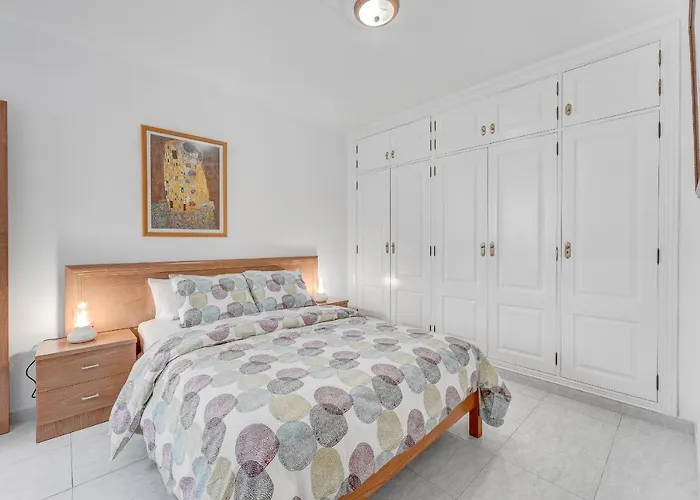 100m To A Spacious Apartm * Playa de San Juan (Tenerife)